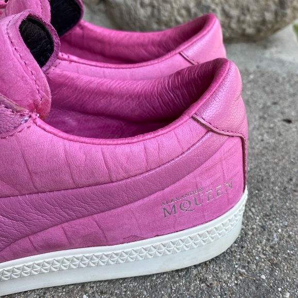 Alexander McQueen Puma Pink Sneakers - 7 - Picture 7 of 11